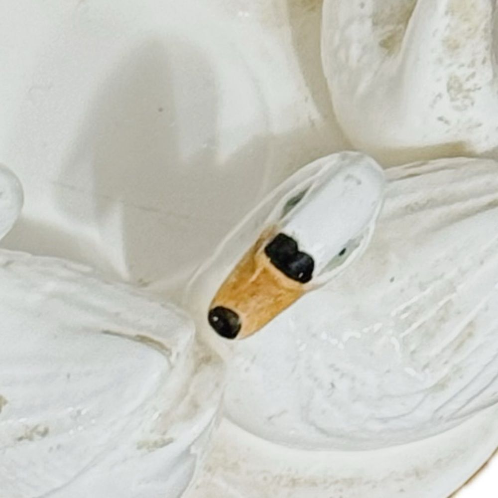 Charming White Swan Candle Holder - Picture 2 of 5